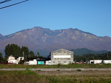 女峰山と赤薙山