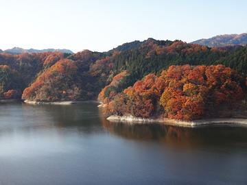城山湖の紅葉