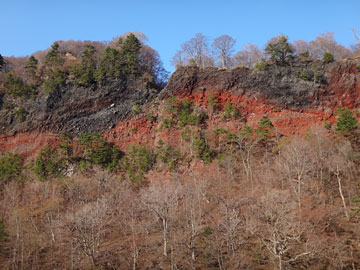 赤い崖