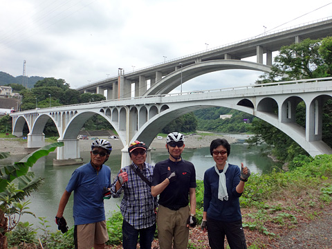 相模川に架かる小倉橋と新小倉橋