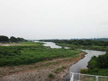 三段の滝付近から相模川を見る