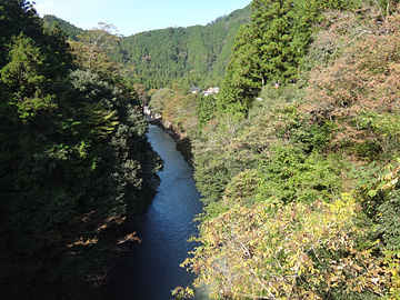 青木平橋から見る秋川