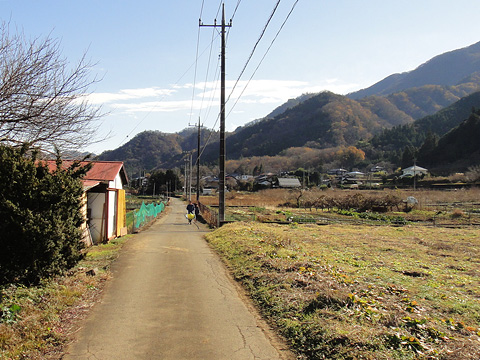 小篠地区を通る旧道