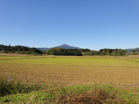 八郷から見た筑波山