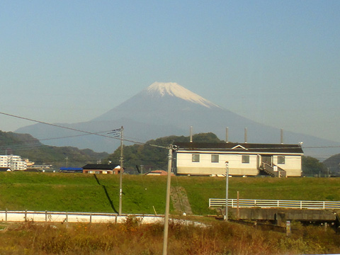 伊豆長岡付近から見た富士山