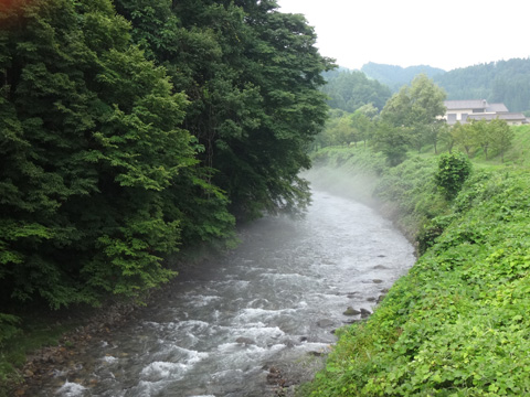 靄る姫川