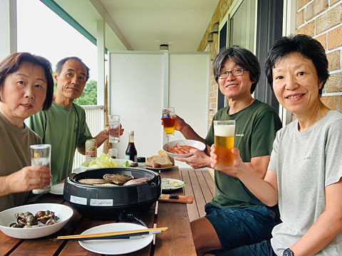 テラスでBBQ!