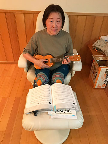 レイナとウクレレ