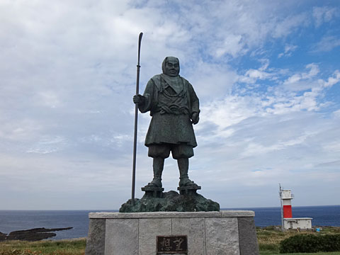 弁慶岬の弁慶像