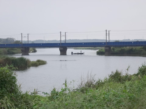 恋瀬川と常磐線の鉄橋