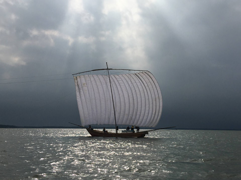 霞ヶ浦の帆引き船