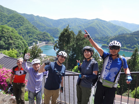 青目立不動尊付近