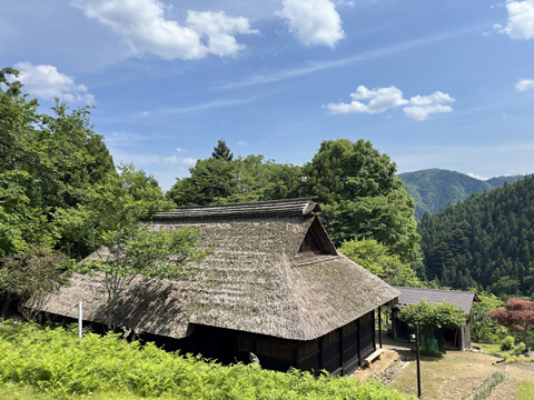 小林家住宅を裏側から見る
