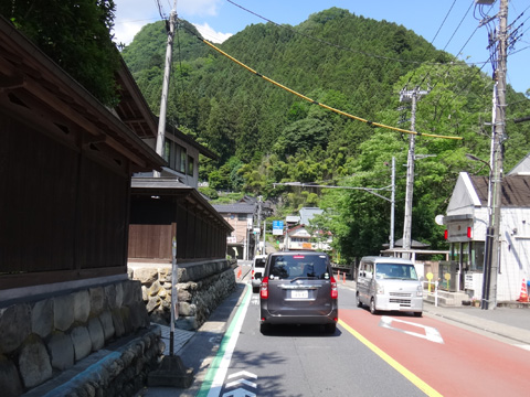 上元郷の檜原街道