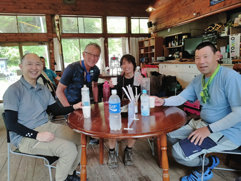 きまぐれ喫茶内部