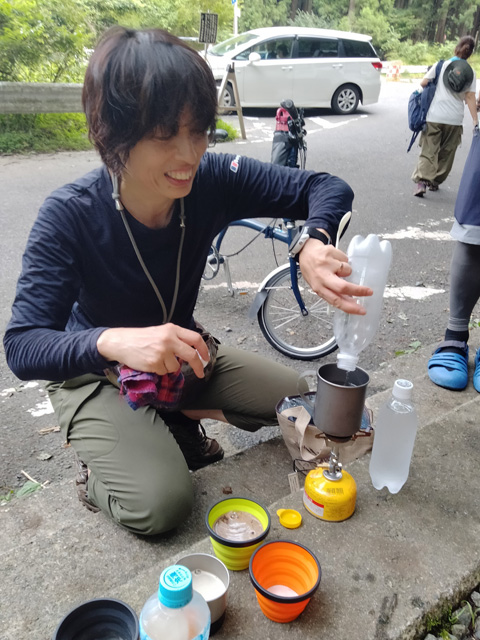 コーヒーを沸かすマコリン