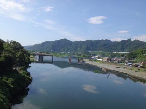 小倉橋より相模川を望む