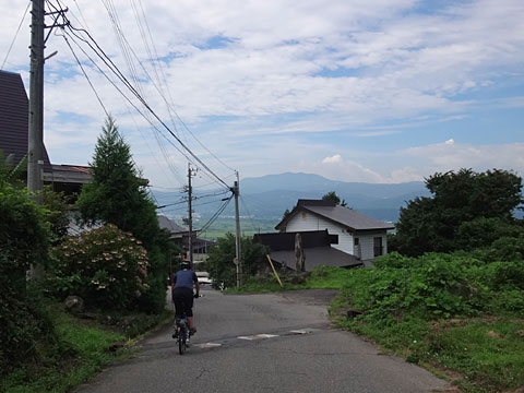 棚田からの下り