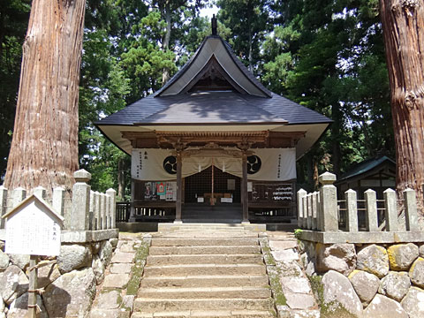 小菅神社里宮の本殿