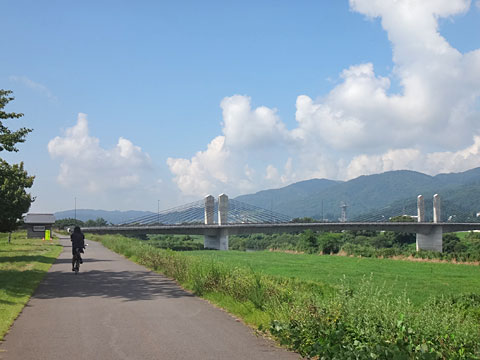 中央橋が見えた