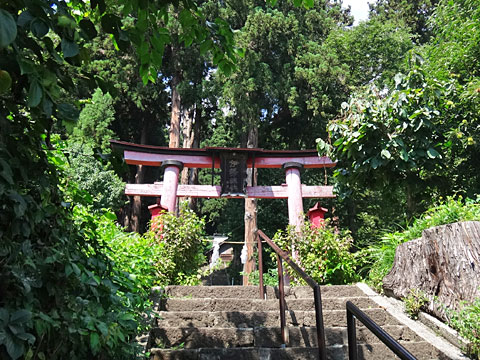 伊勢神社の鳥居