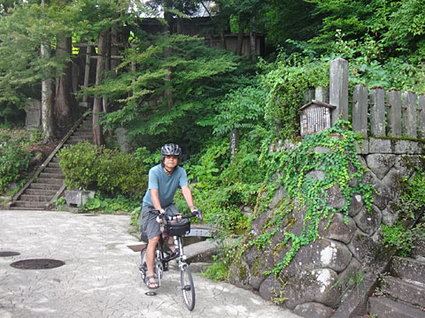 釜神の前のサイダー