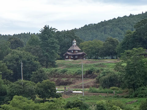 菜の花公園の管理棟