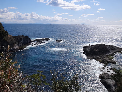 遊歩道入口からの景色