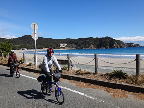 弓ヶ浜を駆け抜ける
