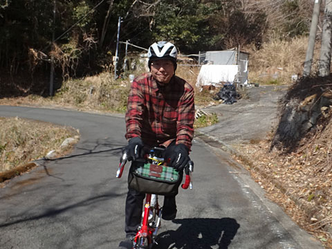 後ろを守るシュンシュン