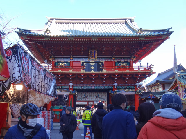神田明神　隨神門下の行列