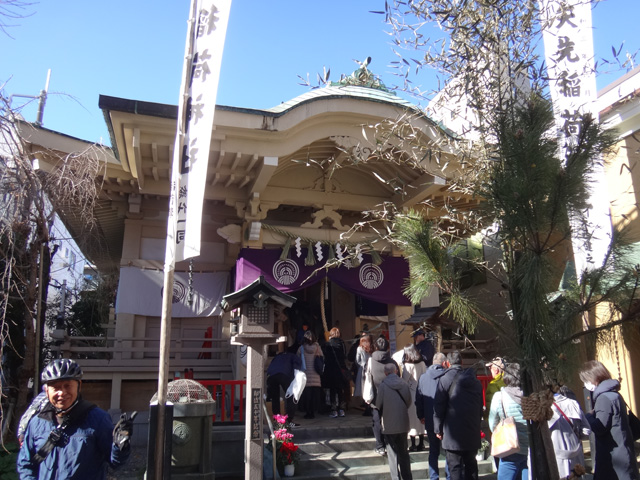 矢先稲荷神社　拝殿