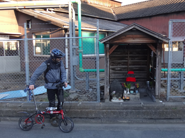 北区上中里の馬頭観音