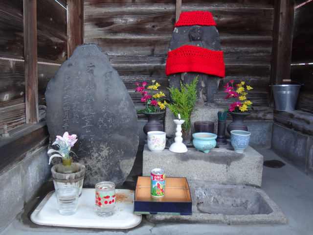北区上中里の馬頭観音2