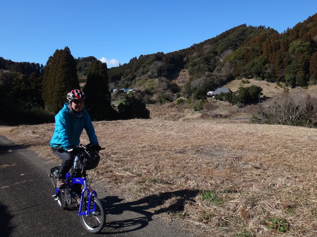 ピークから下るサリーナ