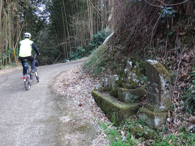 赤田木ノ開戸の道祖神