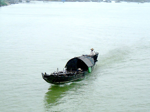 フォーン川を行く小舟