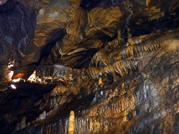 フローレフの洞窟