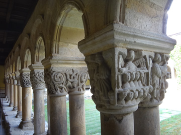 柱頭の彫刻