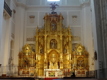礼拝堂の中央祭壇