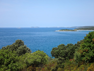 ツォロネ・ビーチ付近のアドリア海