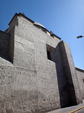 サンタ・カタリーナ修道院のドーム