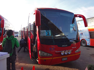 INKA express のバス