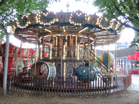 メリーゴーランド