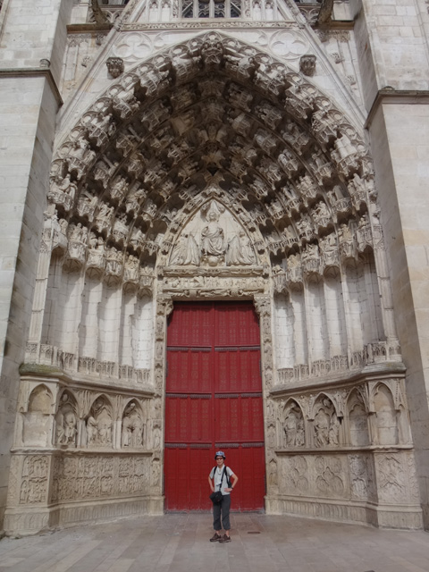 中央のポルタイユ