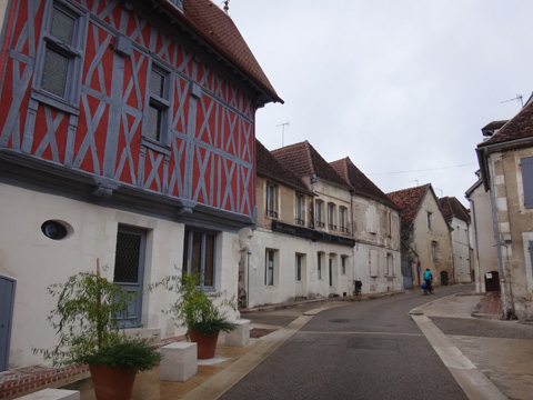 サン＝ブリ＝ル＝ヴィヌー