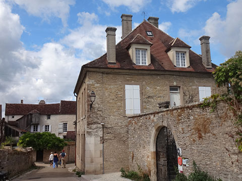 メゾン・ジュール・ロワ