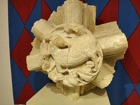 サン・ローラン礼拝堂のキーストーン