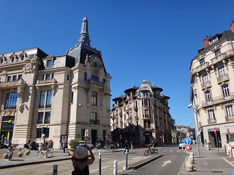 グランジェ広場