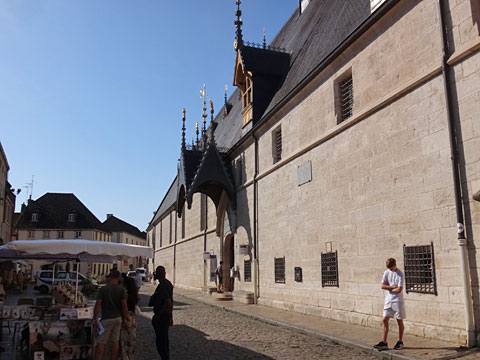 オテル・デューの入口